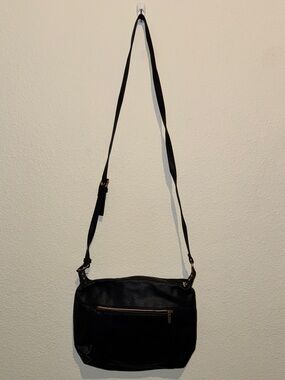 Black Crossbody Shoulder Bag - Classic Everyday Style